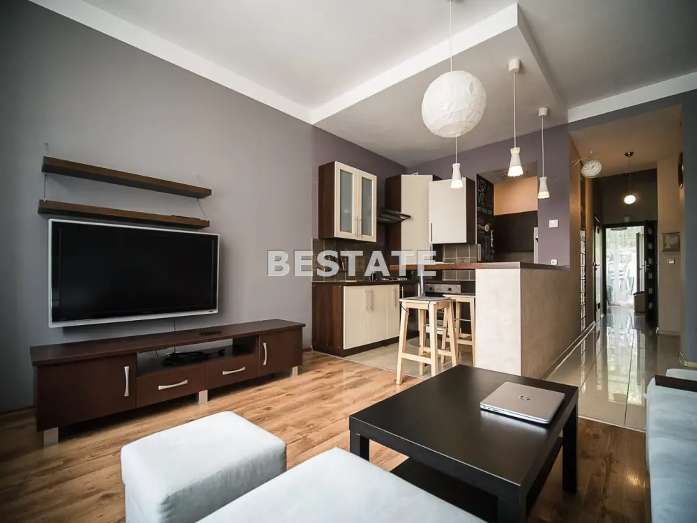 2 pokoje+balkon, parter, centrum Tarnowa — zdjęcie 2, Mieszkanie na sprzedaż, Starówka, Tarnów