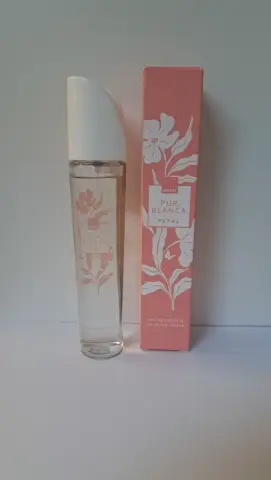 Avon woda toaletowa Pur Blanca Petal dla Niej 50 ml — Mościce