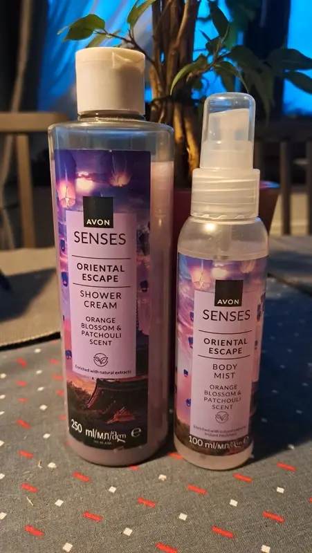 Avon zestaw 2 el. żel pod prysznic + mgiełka do ciała Oriental Escape — Zdrowie i uroda, Mościce, Tarnów