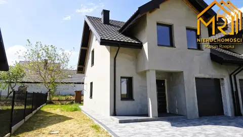 Bliźniak z garażem – Koszyce Małe, 10 km od Tarnow — Koszyce Małe