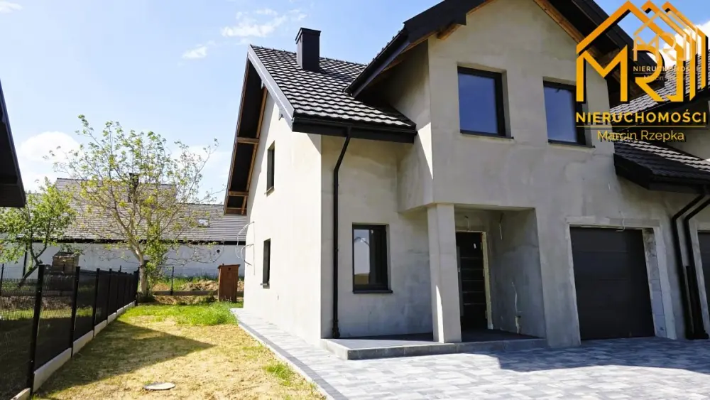 Bliźniak z garażem – Koszyce Małe, 10 km od Tarnow — Dom na sprzedaż, Koszyce Małe, Tarnów