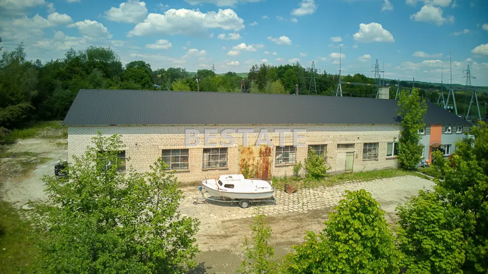 Budynek z magazynem ok. 500m2 w Tuchowie — zdjęcie 5, Lokal użytkowy na sprzedaż, Tuchów, Tarnów