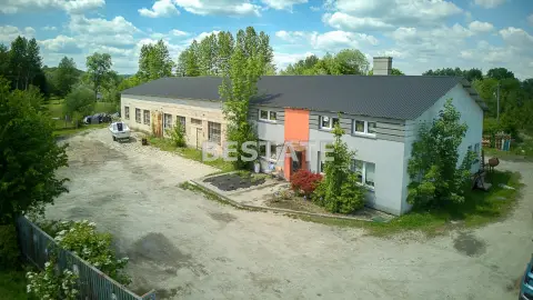 Budynek z magazynem ok. 500m2 w Tuchowie — Tuchów