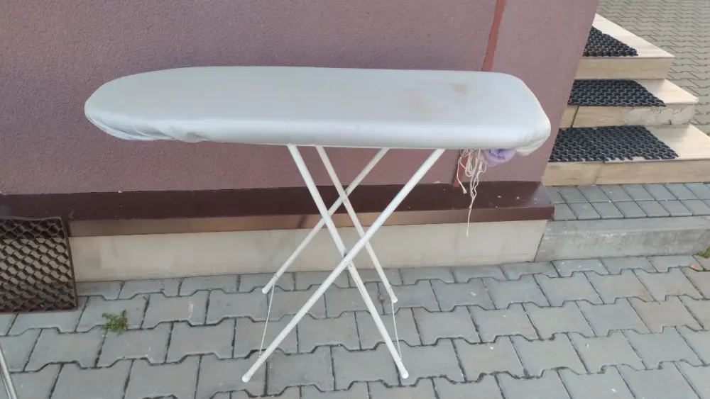Deska do prasowania biała na nóżkach — Dom i ogród, Rzepiennik Strzyżewski, Tarnów