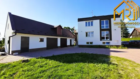 Dom po kapitalnym remoncie – Nieciecza, gmina Żabn — Żabno