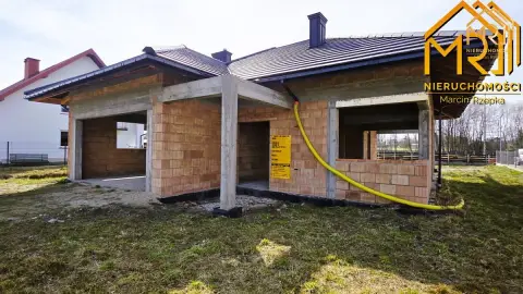 Dom w stanie surowym otwartym – Pogórska Wola — Skrzyszów