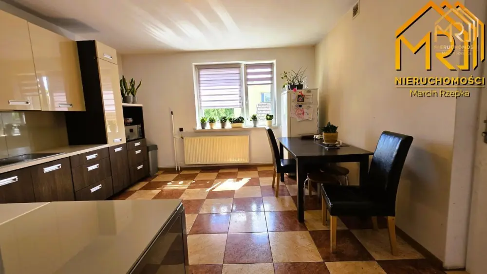 Dom w Tarnowie w cichej i spokojnej lokalizacji — zdjęcie 4, Dom na sprzedaż, Krzyż, Tarnów