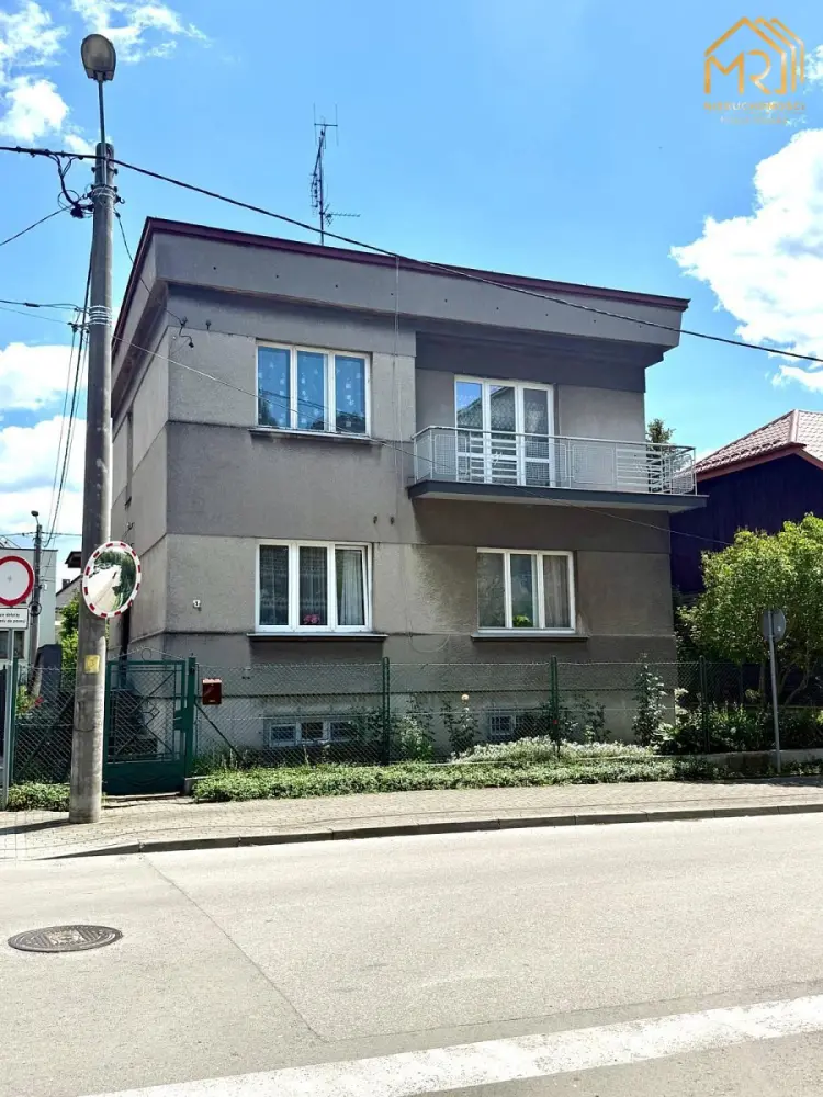 Dom z możliwością wydzielenia dwóch mieszkań – Gra — zdjęcie 2, Dom na sprzedaż, Grabówka, Tarnów