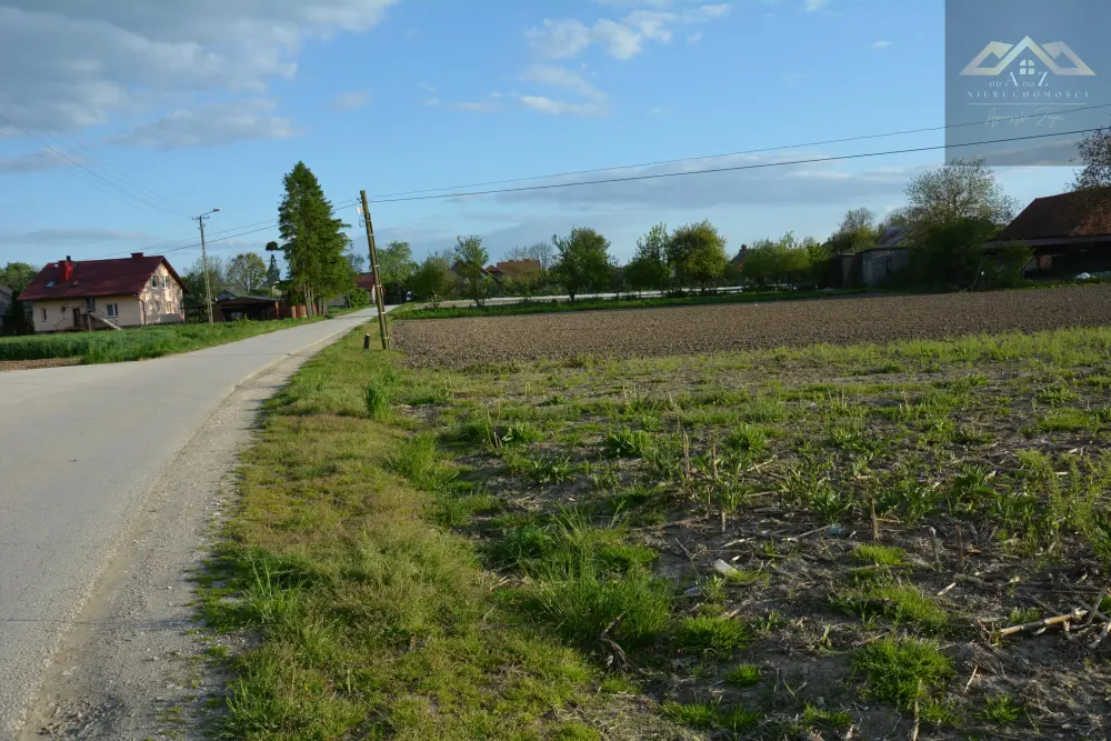 Działka pod usługi lub budowę — Działka na sprzedaż, Szczurowa, Tarnów