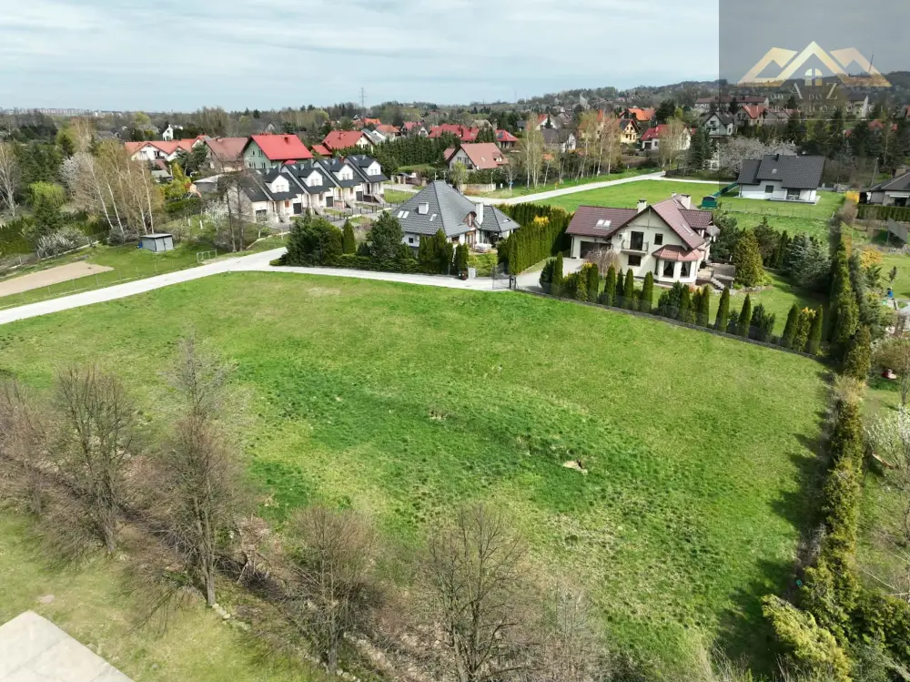 Działka z gotowym projektem i pozwoleniem na budynek mieszkalny jednorodzinny w zabudowie szeregowej — zdjęcie 2, Działka na sprzedaż, Tarnowiec, Tarnów