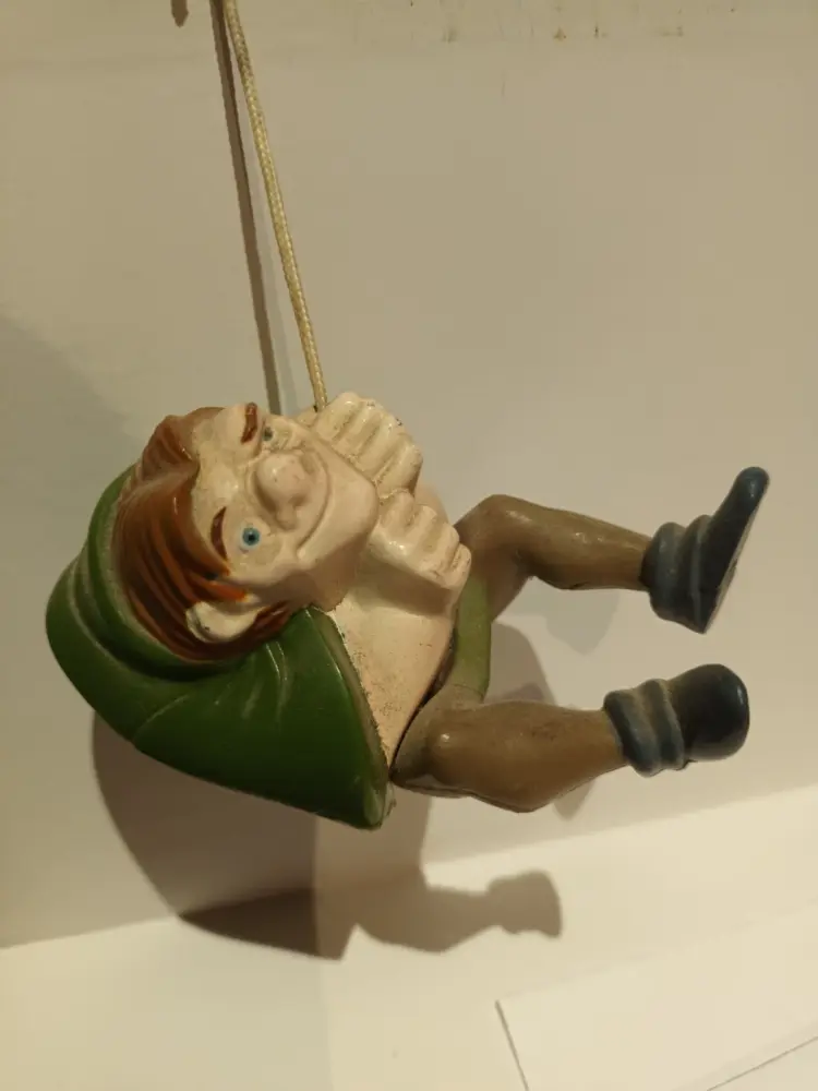 Figurka Quasimodo wisząca na sznurku — Sport i hobby, Łęg Tarnowski
