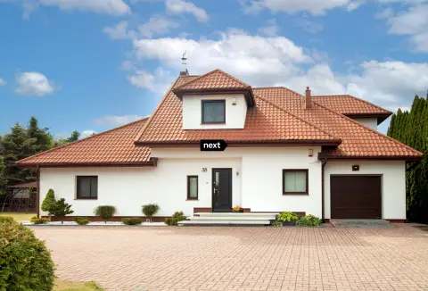 Gotowy do zamieszkania dom z pięknym ogrodem! — Koszyce Małe