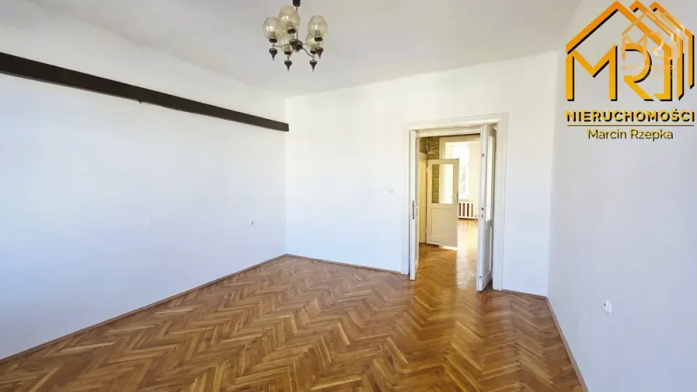 Klimatyczne mieszkanie w kamienicy przy ul. Wojtar — zdjęcie 2, Mieszkanie na sprzedaż, Strusina, Tarnów