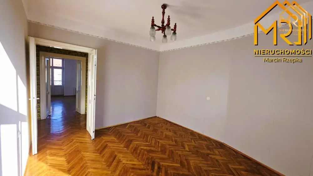 Klimatyczne mieszkanie w kamienicy przy ul. Wojtar — zdjęcie 8, Mieszkanie na sprzedaż, Strusina, Tarnów