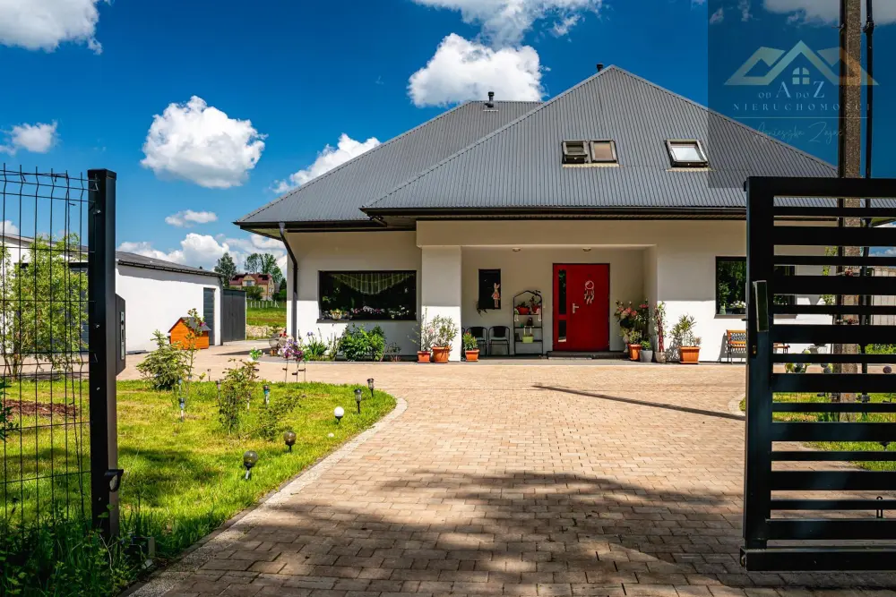 komfortowy dom malowniczo położony — Dom na sprzedaż, Ryglice, Tarnów