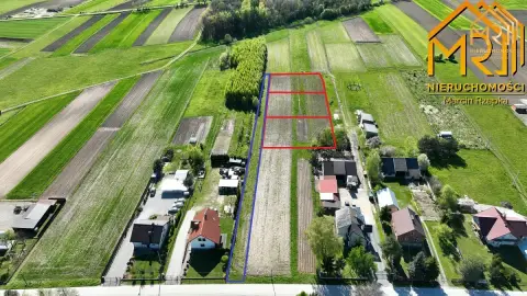 Kompleks trzech działek budowlanych w Łukowej — Lisia Góra