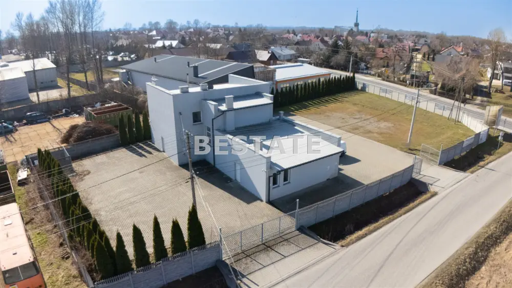 Lokal handlowo-usługowy 296 m², Niedomice — zdjęcie 2, Lokal użytkowy na sprzedaż, Niedomice, gm. Żabno