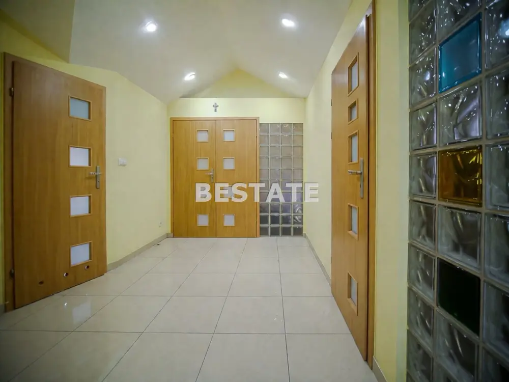 Lokal użytkowy 180 m², Tarnów — Lokal użytkowy na wynajem, Piaskówka, Tarnów