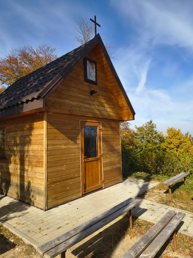 Białowodzka Góra — jesienne widoki — Tarnów i okolice (fot. Mieszkaniec · autor wpisu)